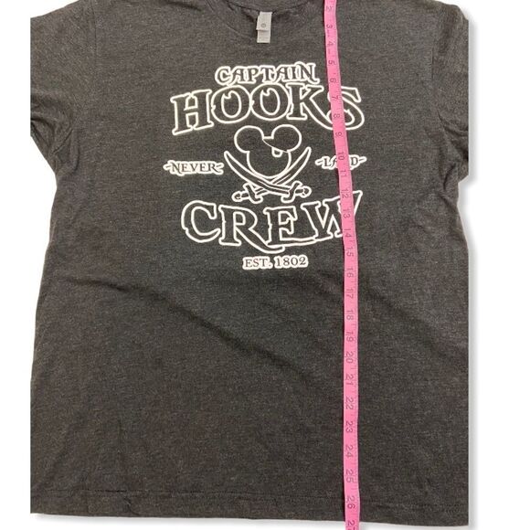 Captain Hooks Crew Black T-Shirt - Picture 4 of 6